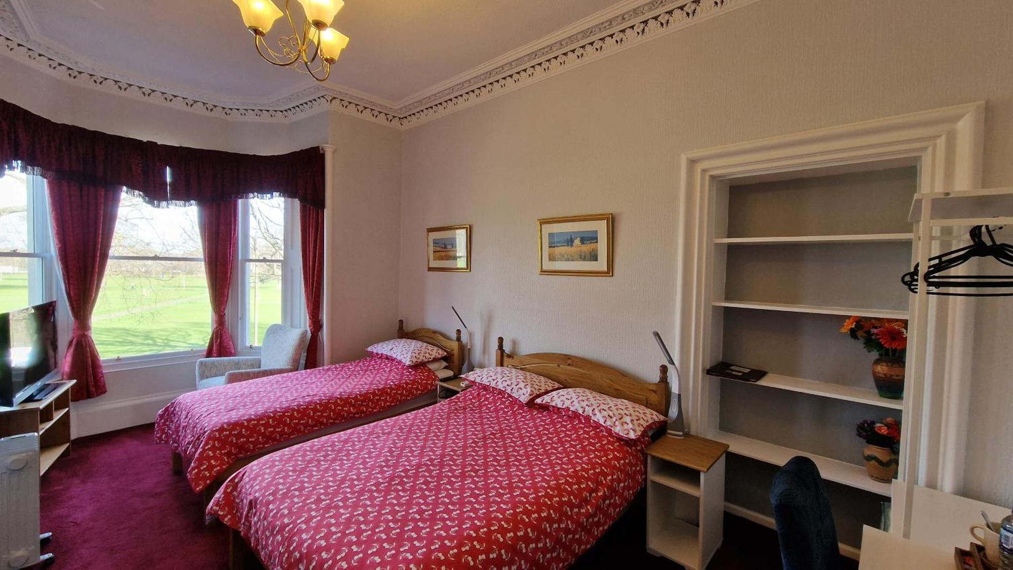 Mackenzie Guest House — Photos 3